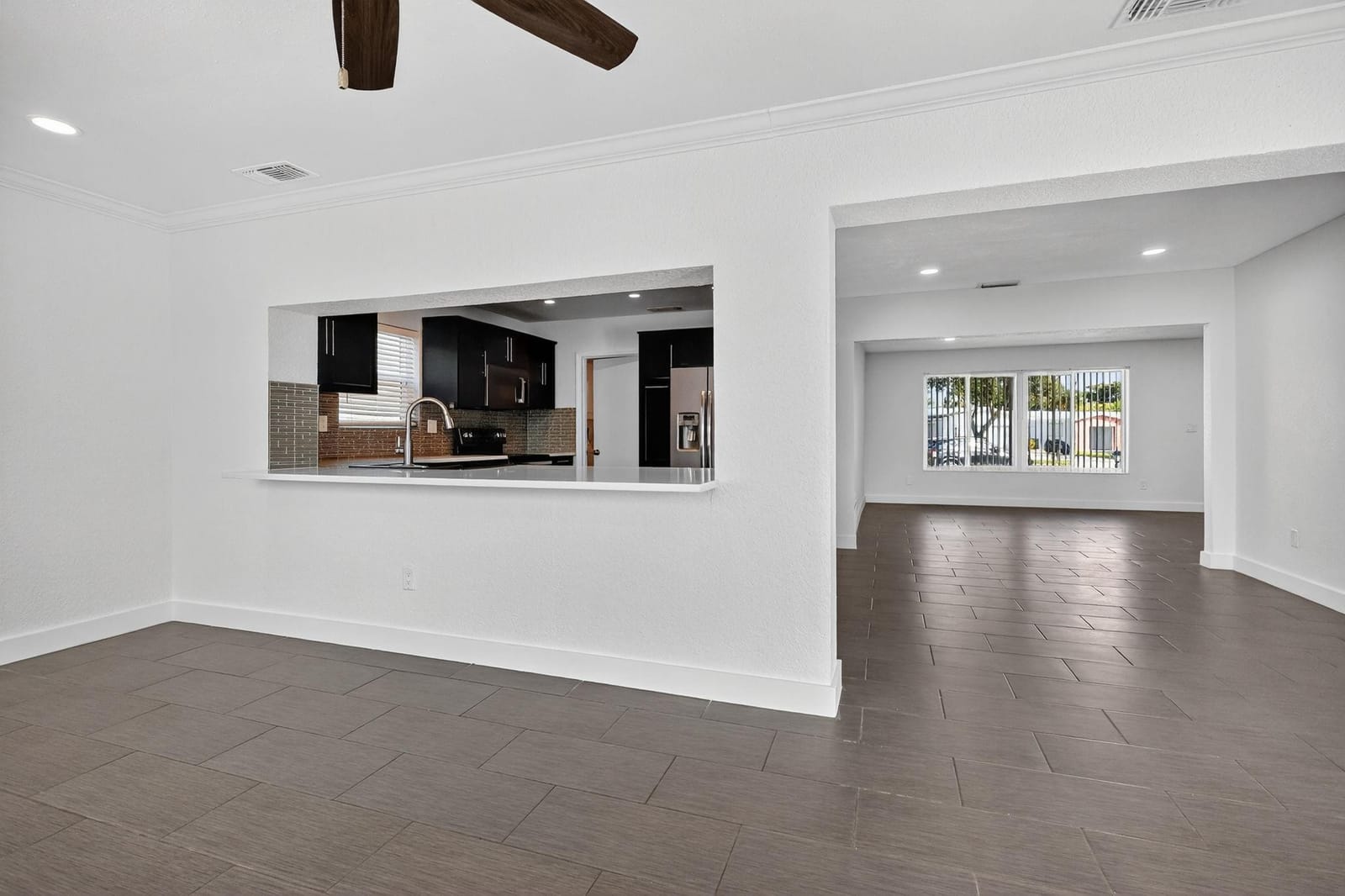 9720 NW 4 Street, Pembroke Pines, FL 33024 photo 23
