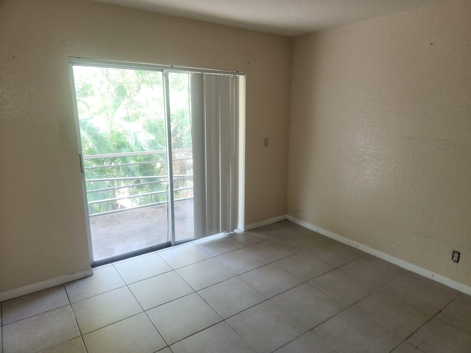 220 Croton Avenue 206, Lantana, FL 33462 photo 17