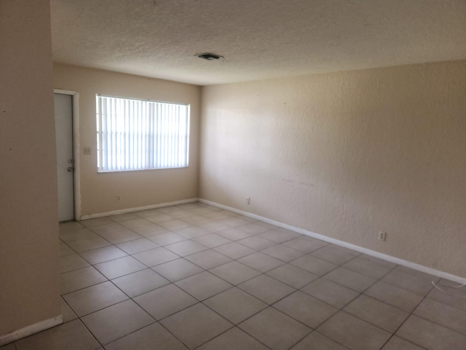 220 Croton Avenue 206, Lantana, FL 33462 photo 9