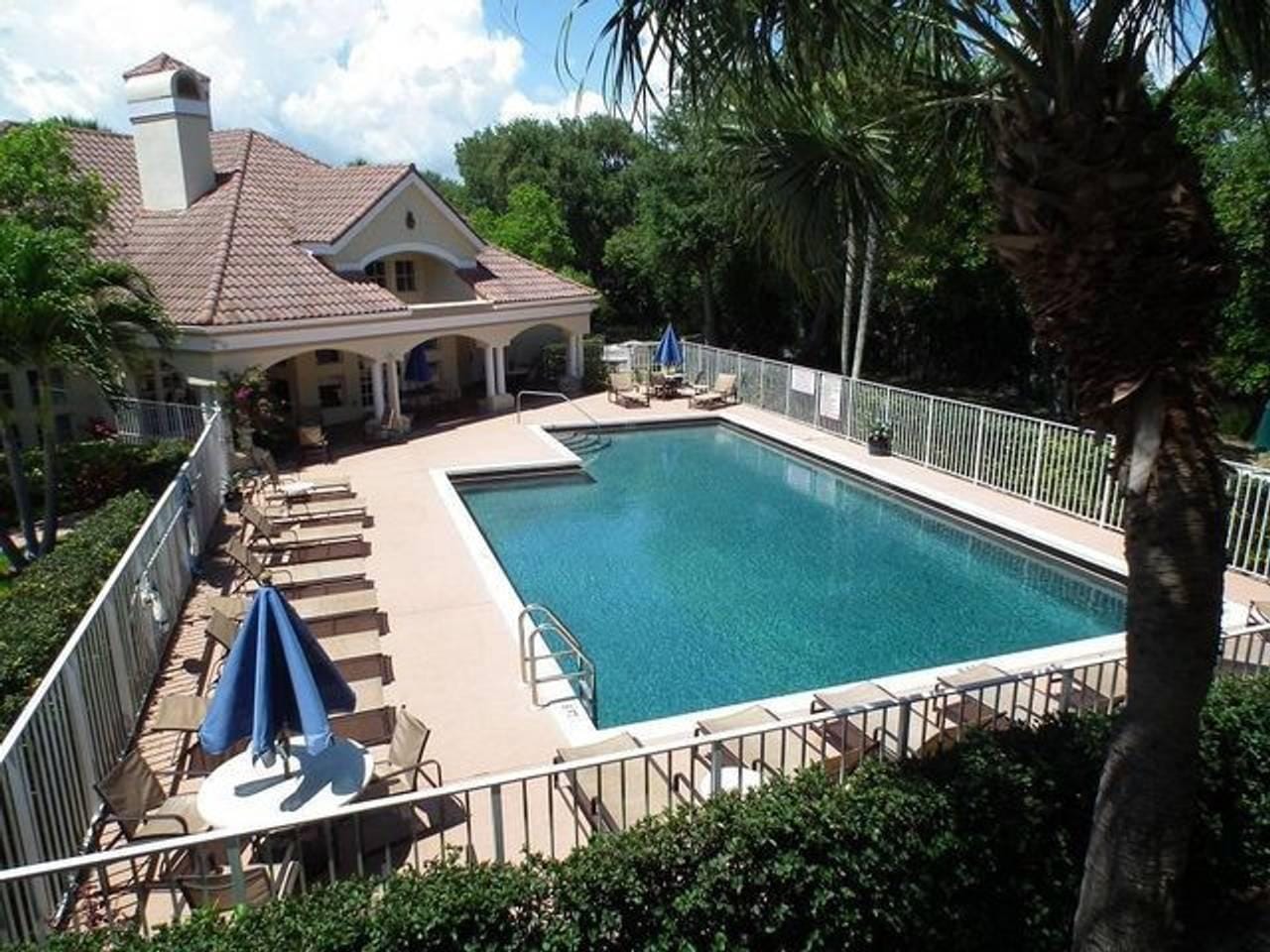 815 W Boynton Beach Boulevard 15-204 — photo 3