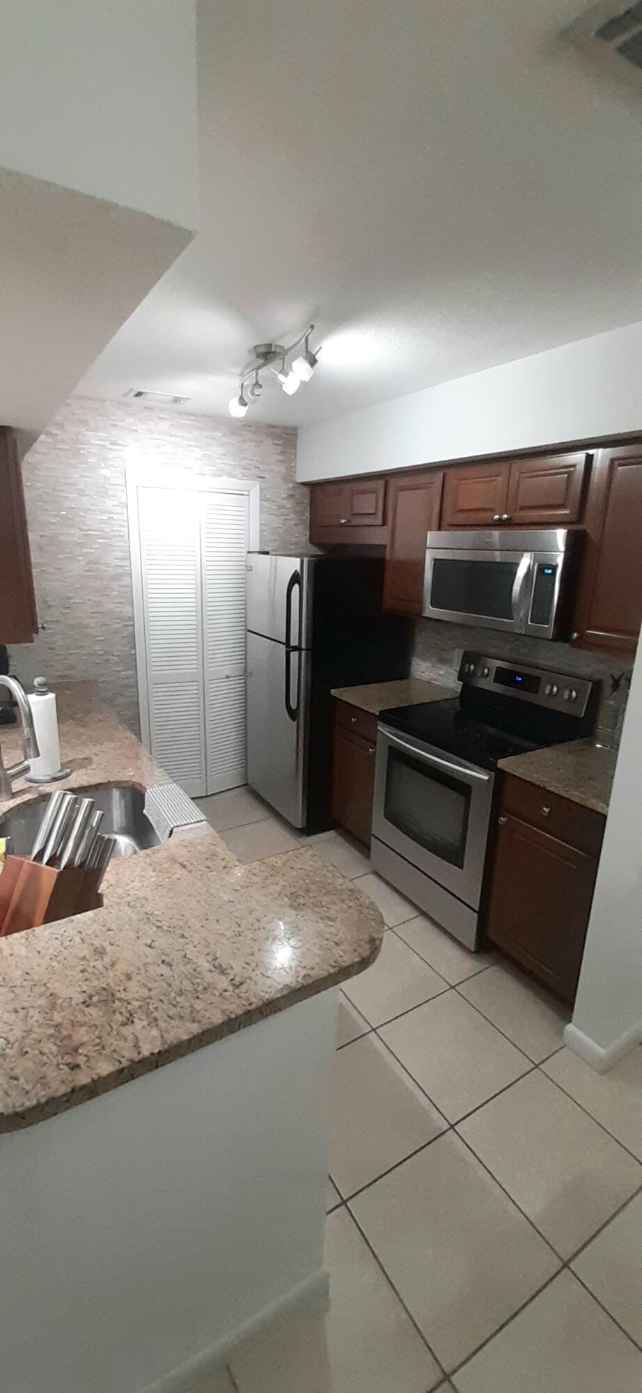 815 W Boynton Beach Boulevard 15-204 — photo 7