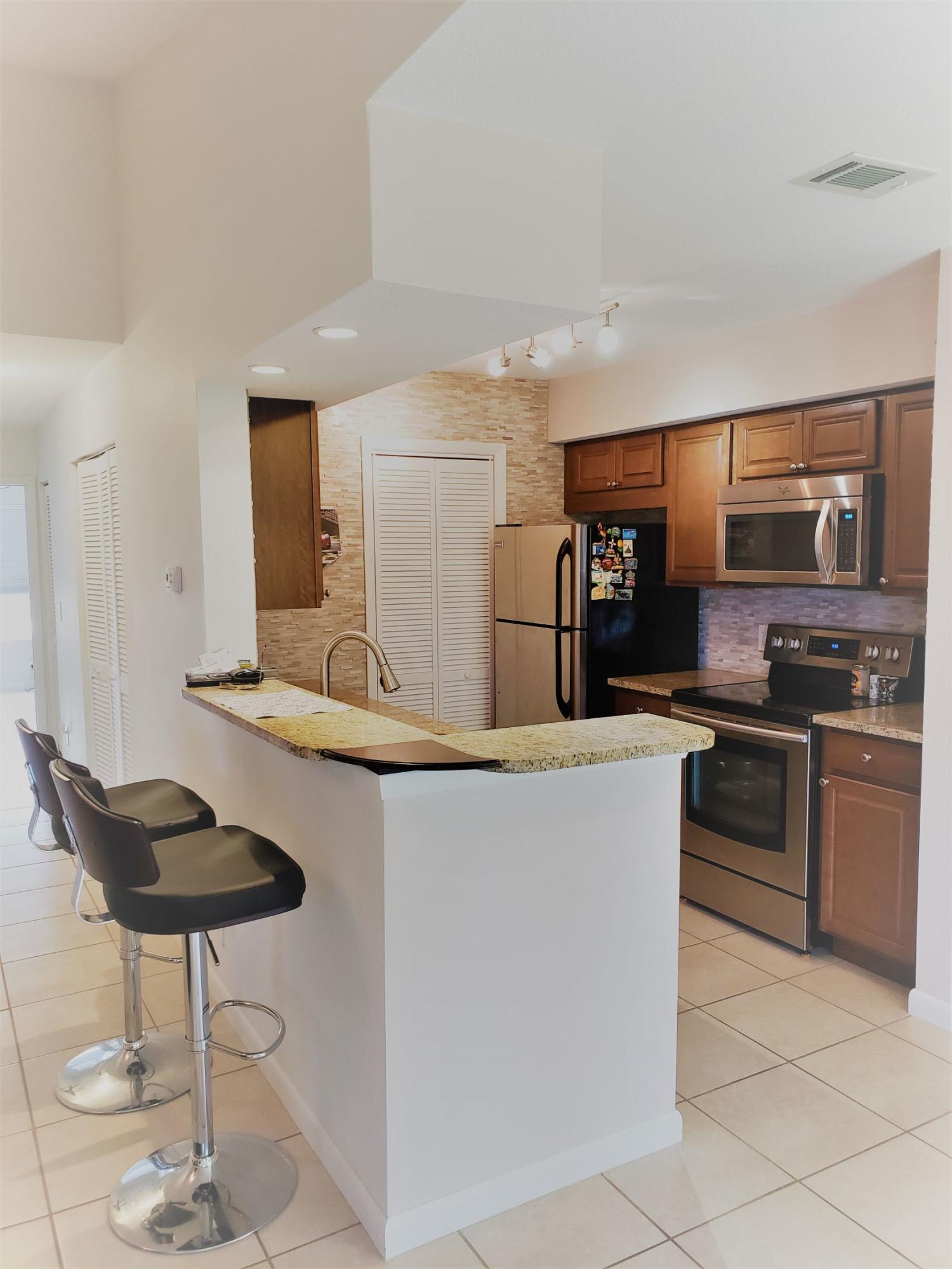815 W Boynton Beach Boulevard 15-204, Boynton Beach, FL 33426, Boynton Beach