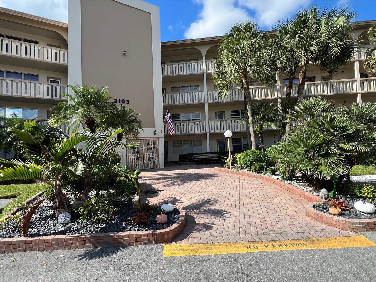2103 Lucaya Bend A2, Coconut Creek, FL 33066 photo 18
