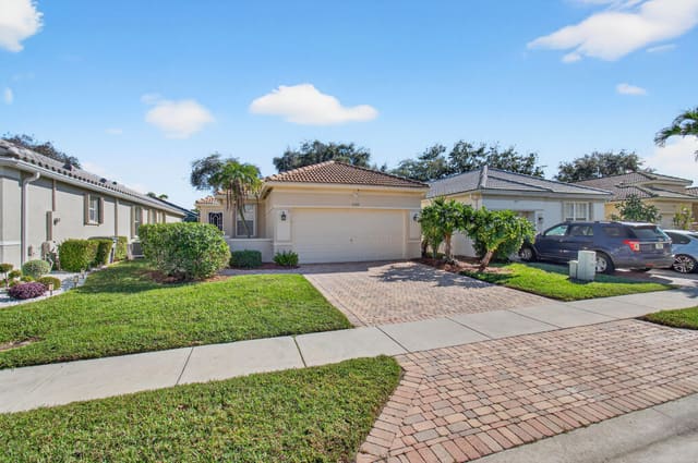 7149 Cataluna Circle, Delray Beach, FL 33446