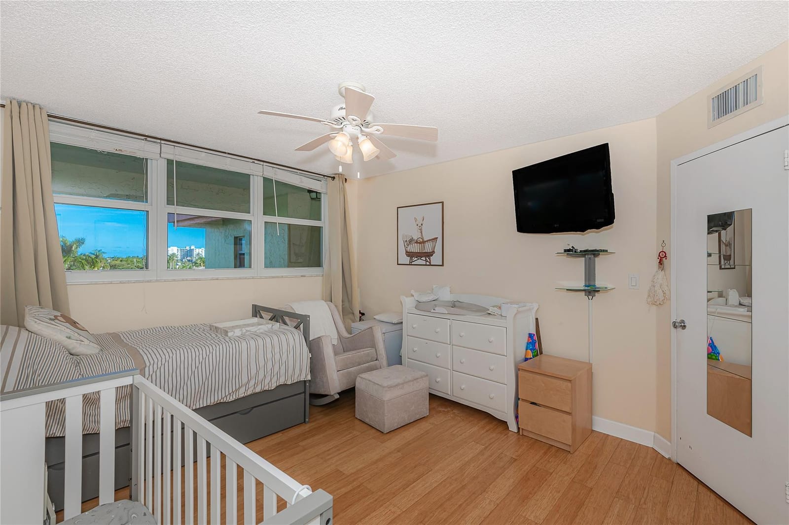 5300 NE 24 Terrace 512 — photo 12