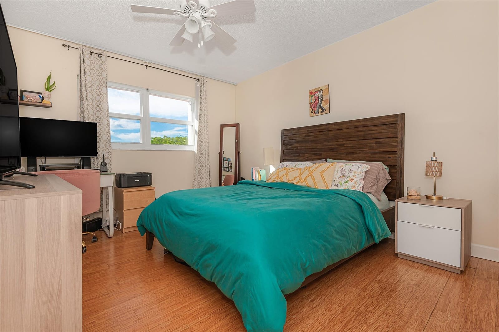 5300 NE 24 Terrace 512 — photo 7