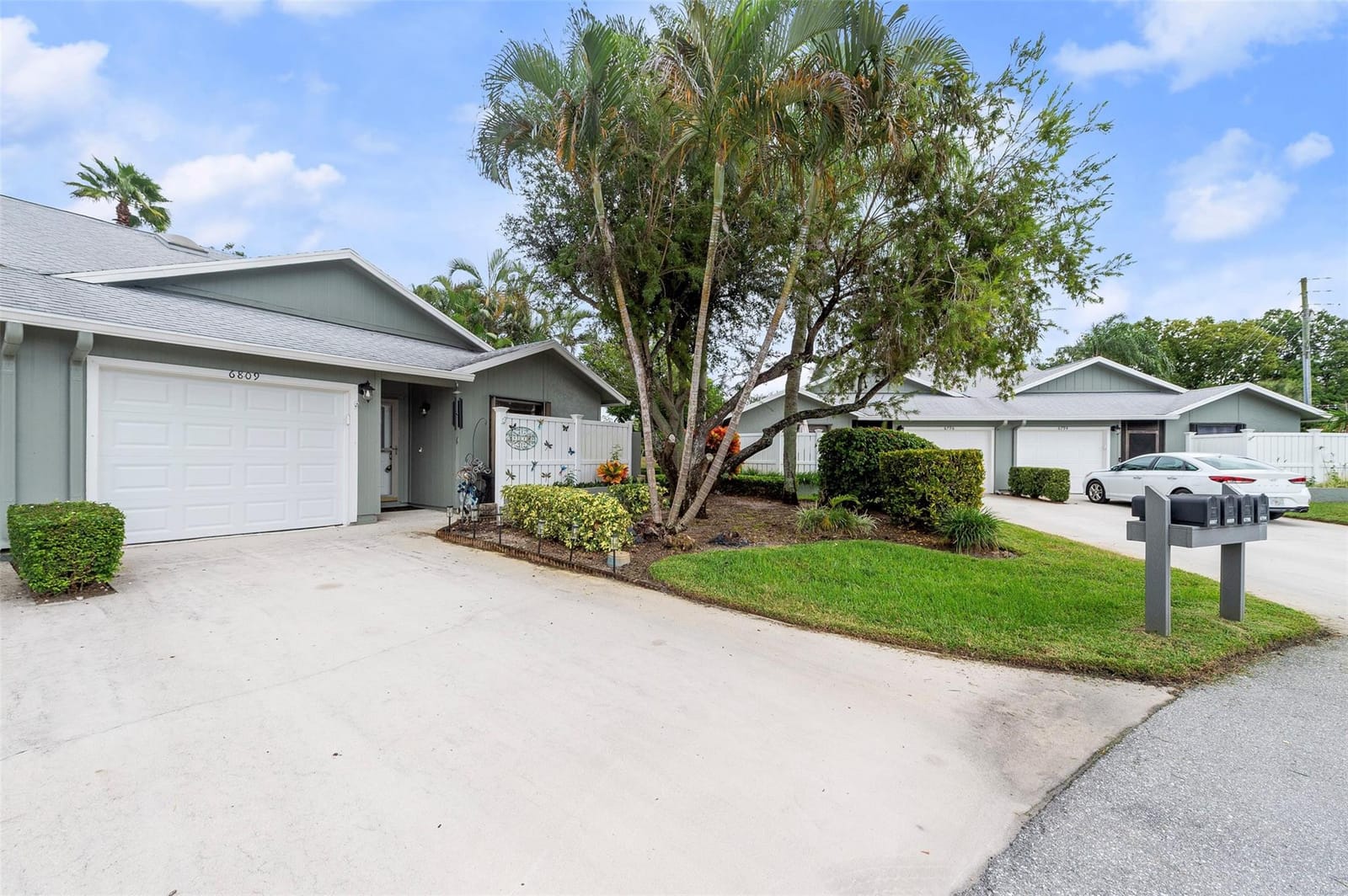 6809 SE Yorktown Drive — photo 3