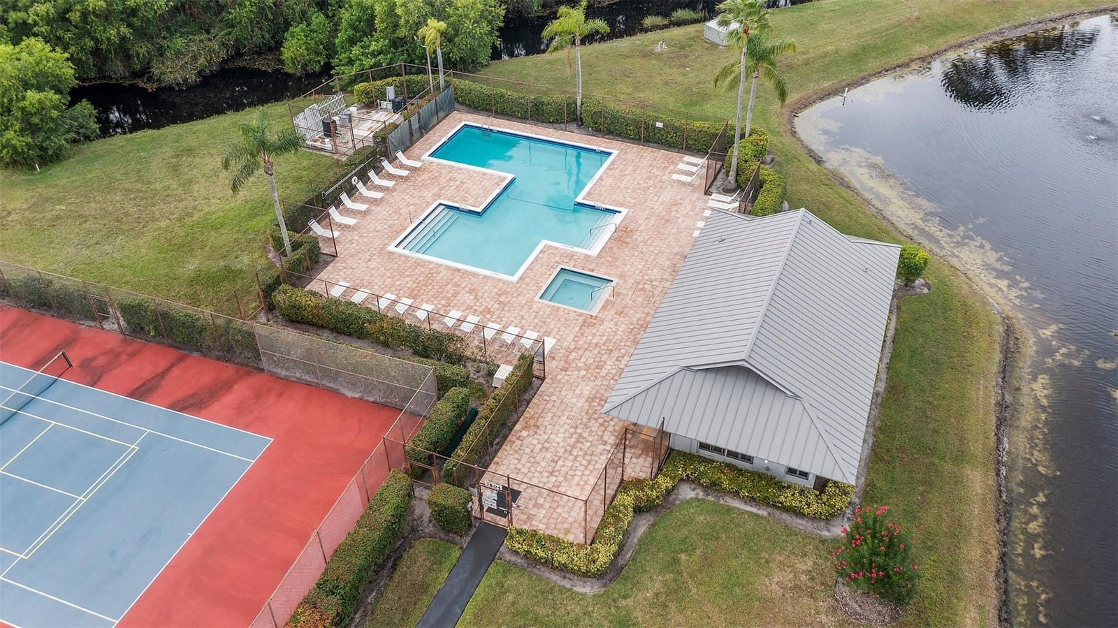 6809 SE Yorktown Drive, Hobe Sound, FL 33455 photo 27