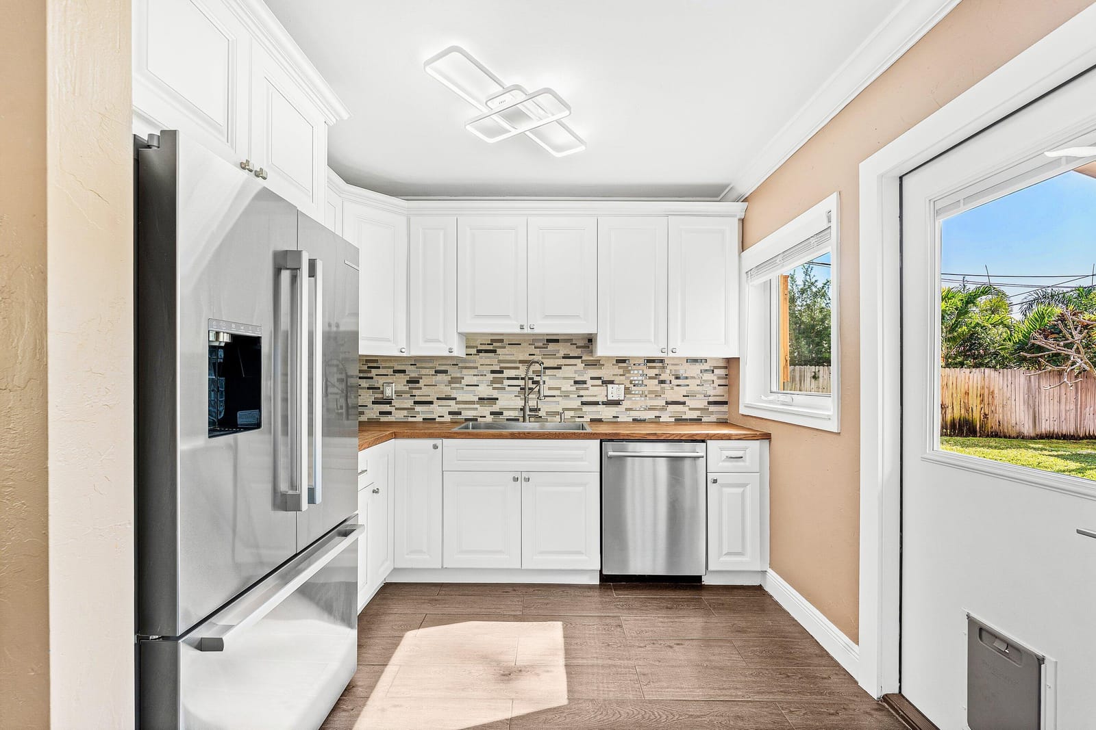 250 NE 20th Street, Delray Beach, FL 33444 photo 11