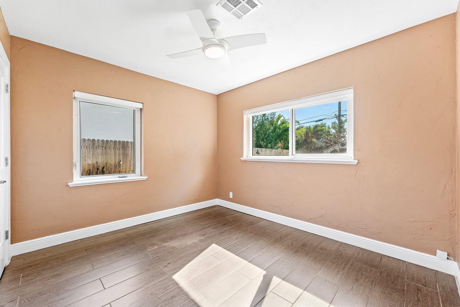 250 NE 20th Street, Delray Beach, FL 33444 photo 20