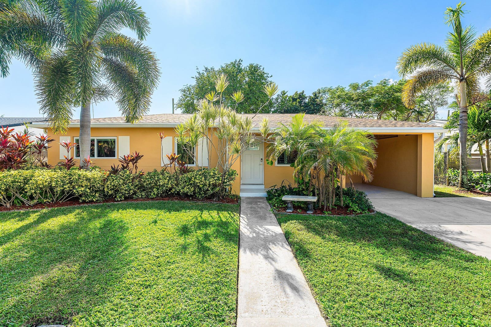 250 NE 20th Street, Delray Beach, FL 33444 photo 3