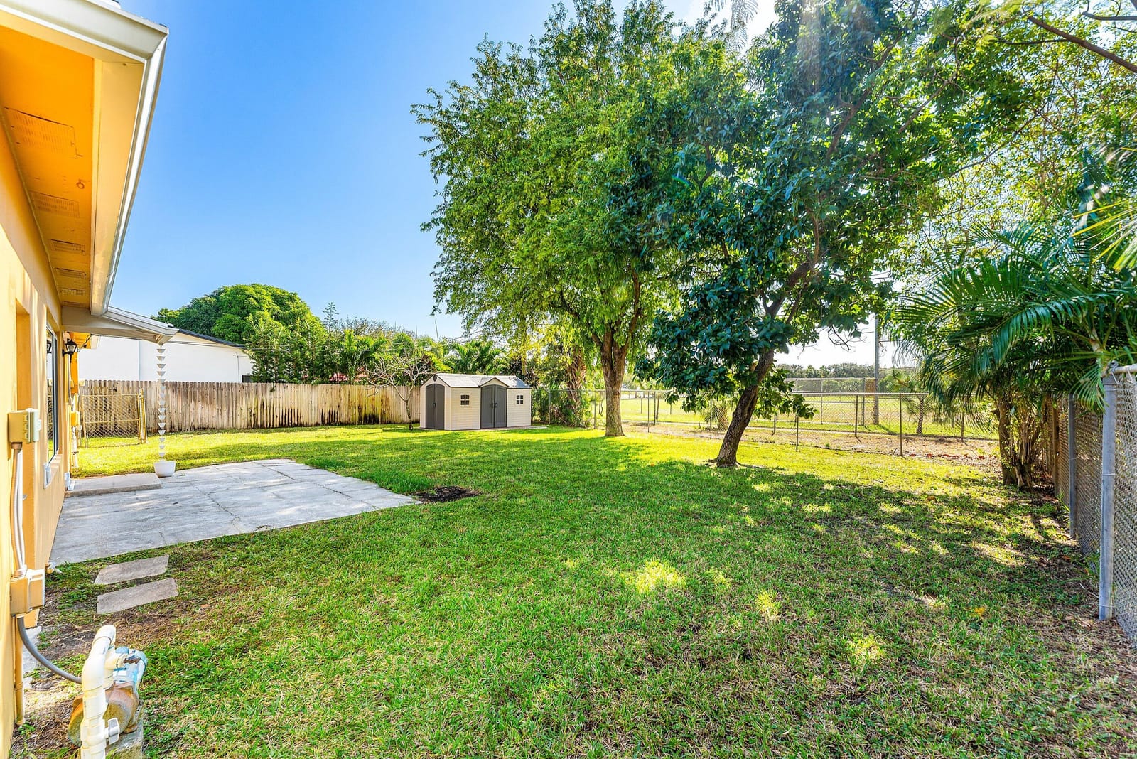 250 NE 20th Street, Delray Beach, FL 33444 photo 22