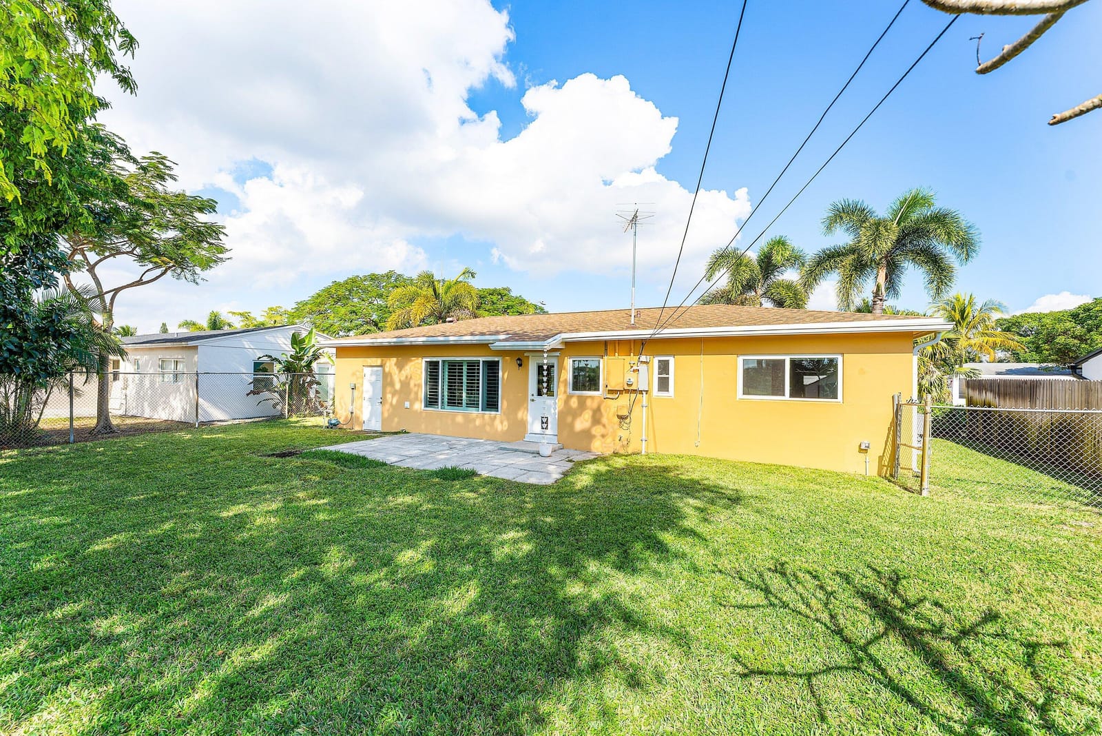 250 NE 20th Street, Delray Beach, FL 33444 photo 25