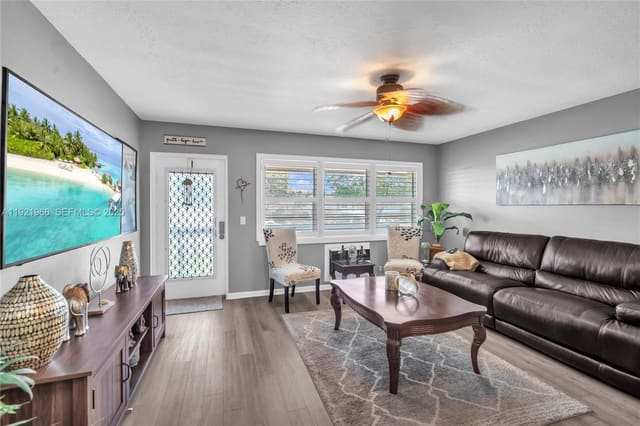 244 Durham F 244, Durham F, Deerfield Beach, FL