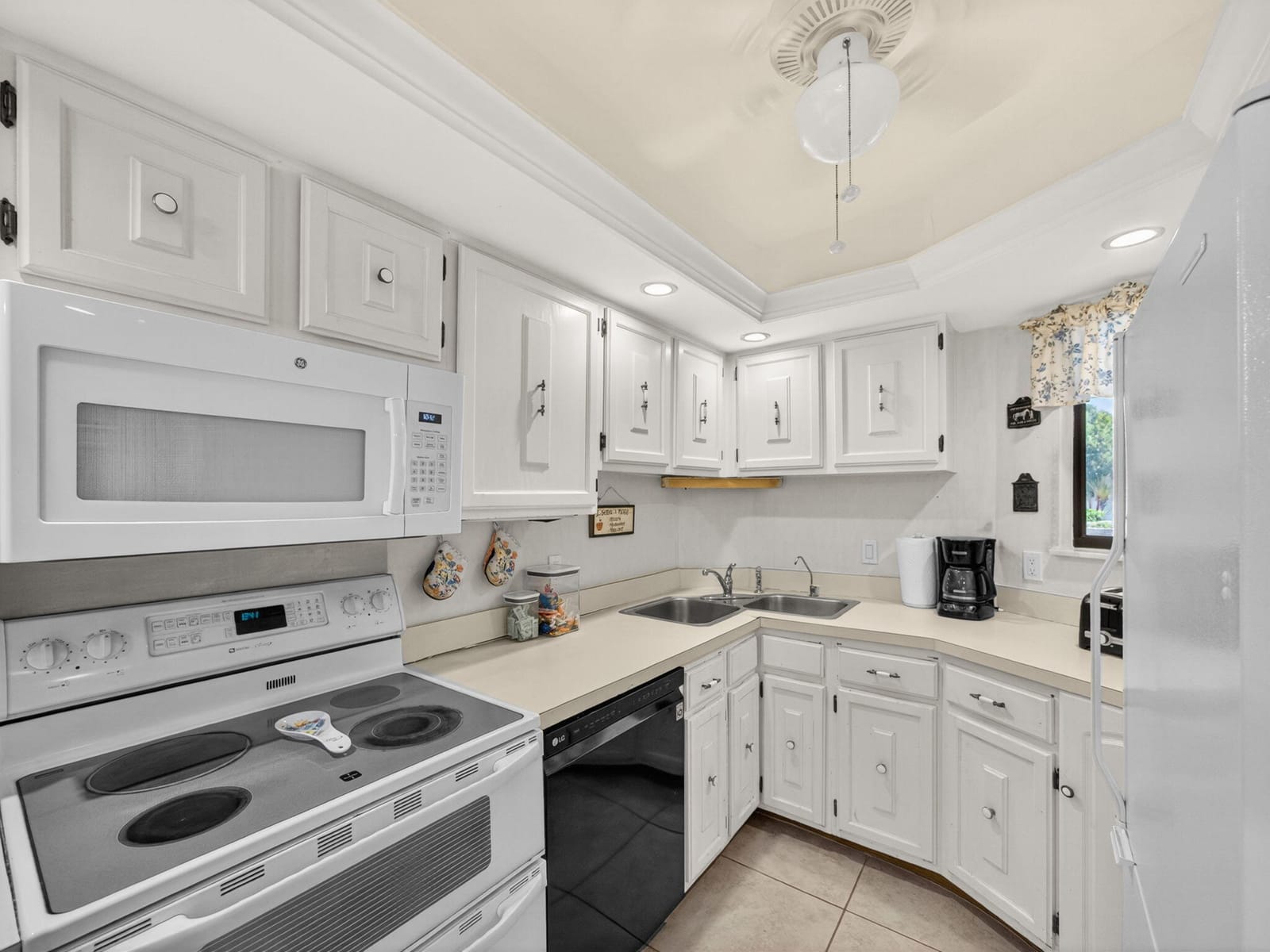 2400 S Ocean Drive 3426 — photo 12