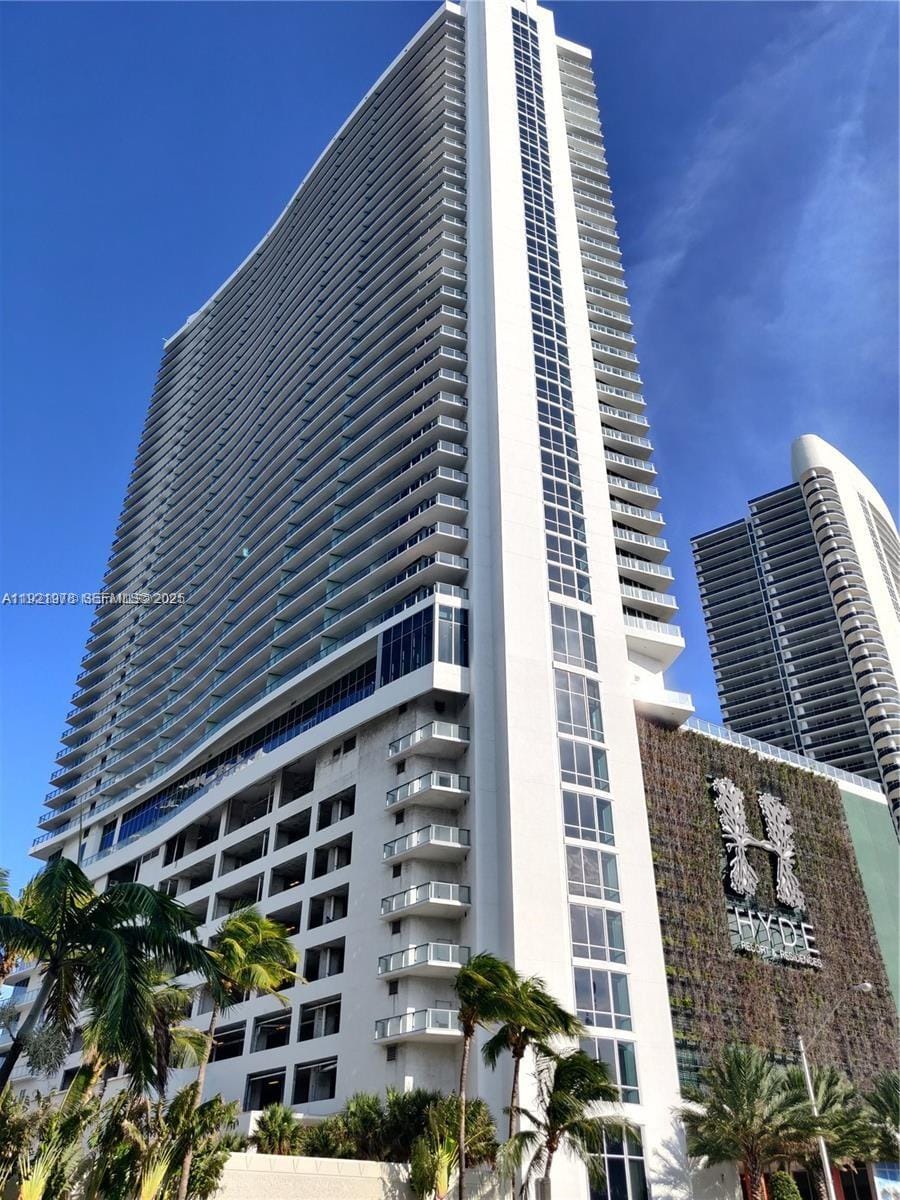 4111 S Ocean Drive 1506 — photo 2