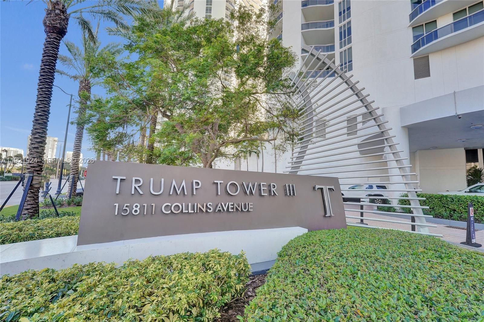 15811 Collins Avenue 1601, Sunny Isles Beach, FL 33160 photo 2