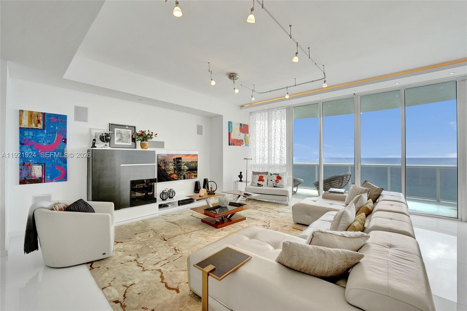 15811 Collins Avenue 1601, Sunny Isles Beach, FL 33160 photo 9