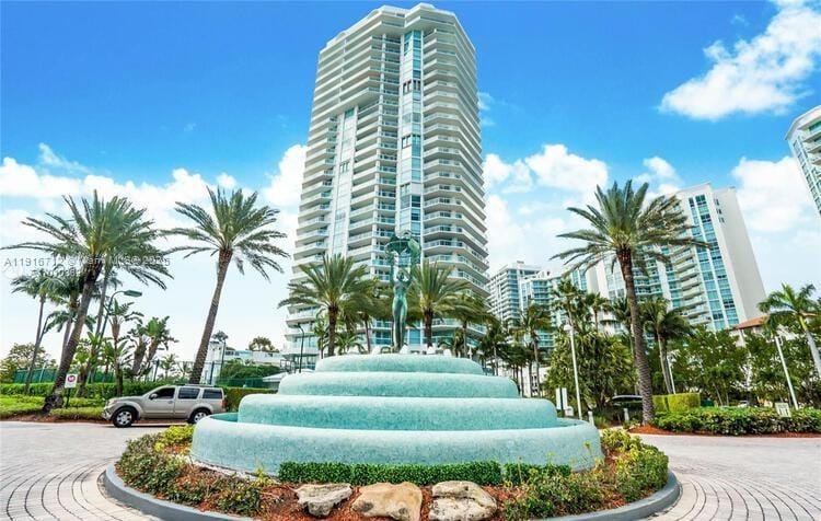 16400 Collins Avenue 1246 — photo 2