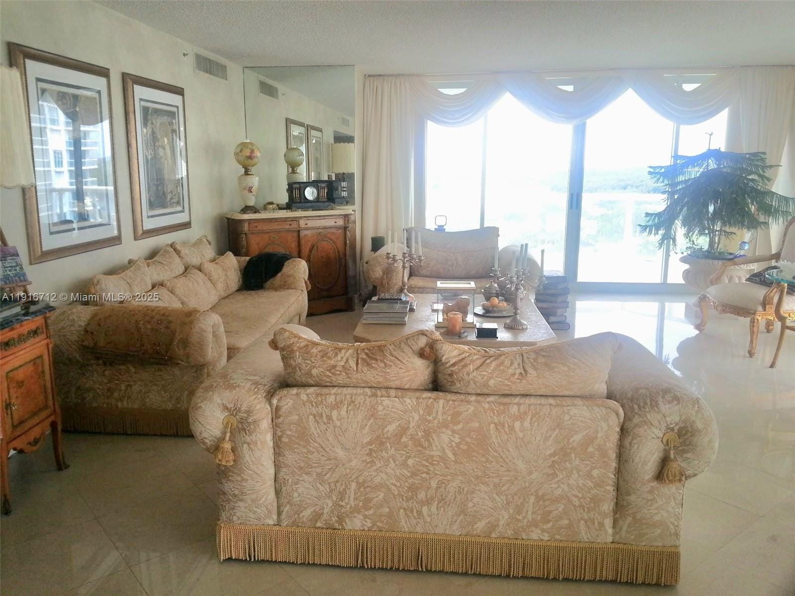 16400 Collins Avenue 1246 — photo 8