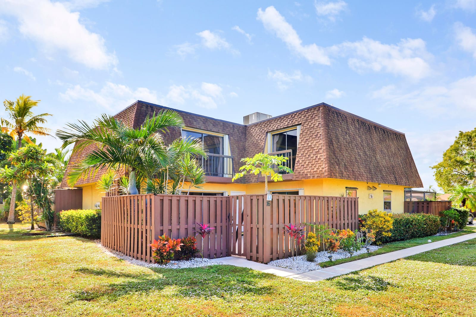 110 N Delaware Boulevard 16d, Jupiter, FL 33458 photo 1
