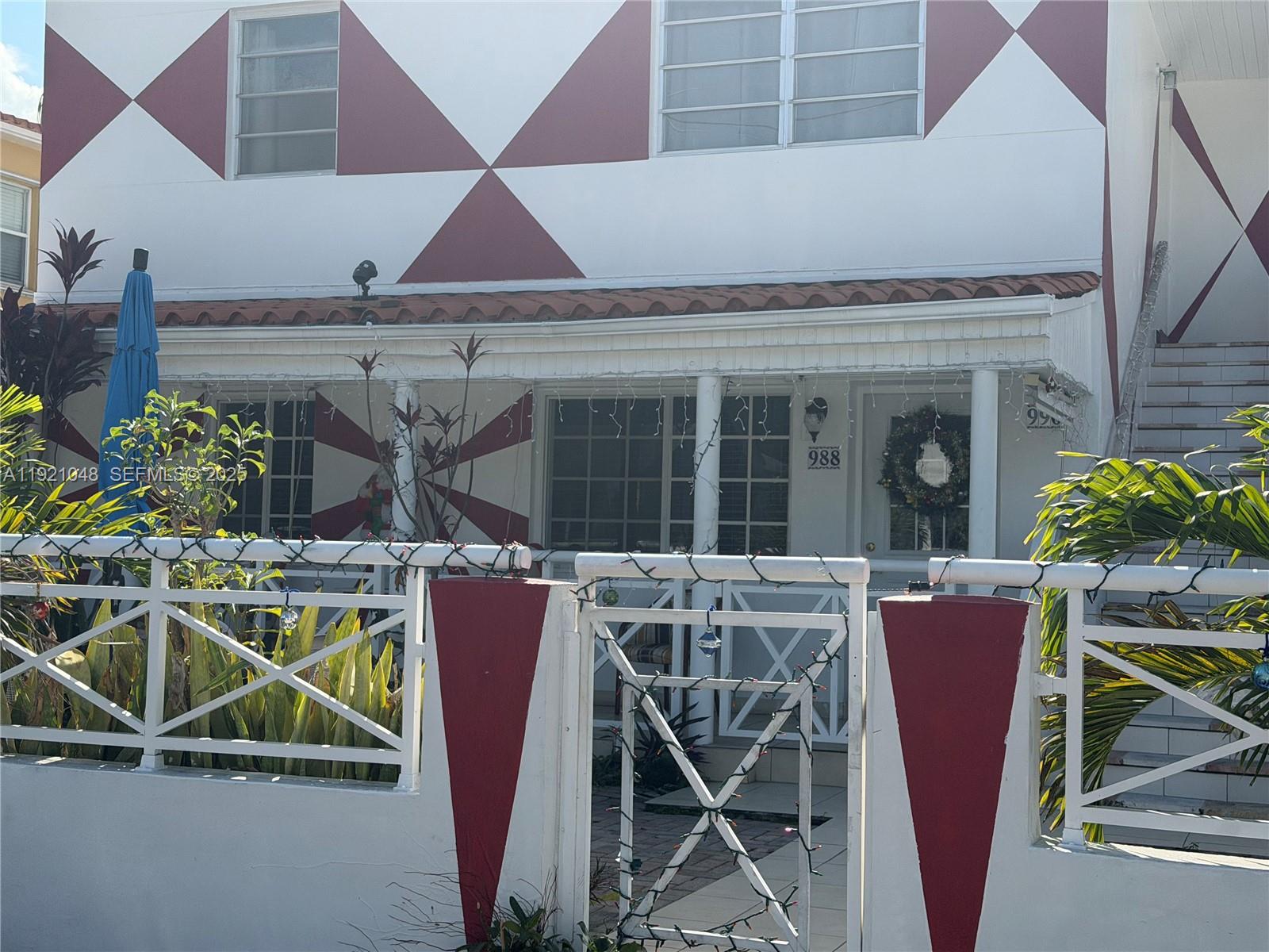 990 SW 9th Street, Miami, FL 33130, Miami