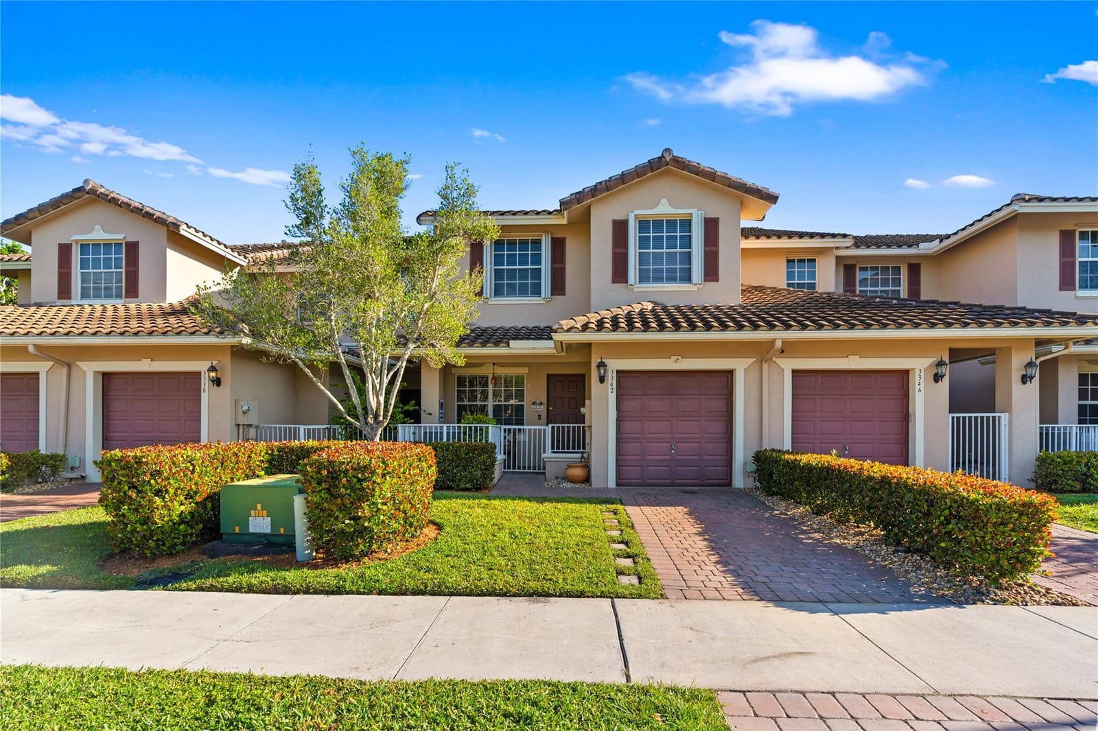 3342 Lakeside Drive 3342, Davie, FL 33328