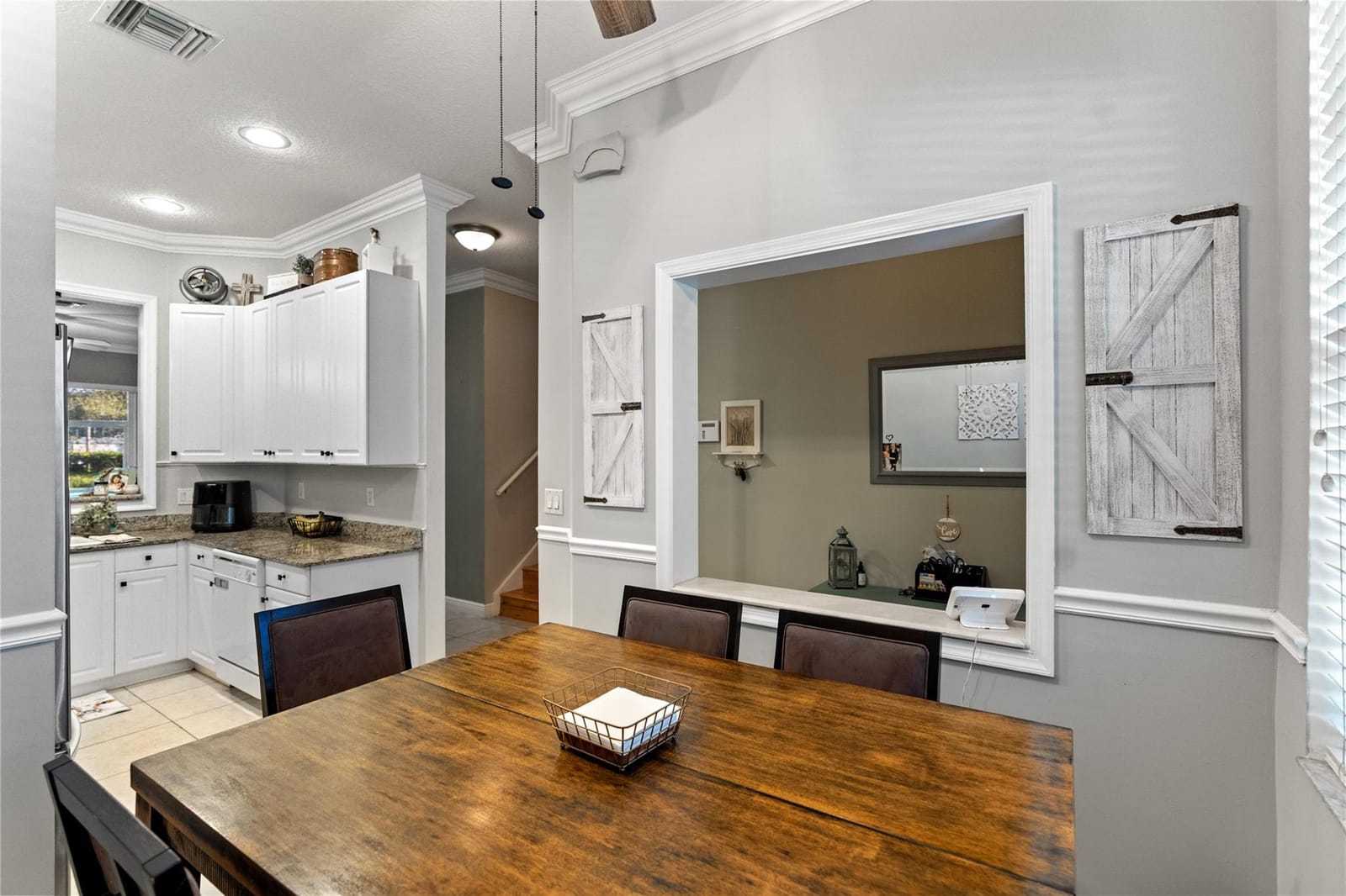 3342 Lakeside Drive 3342 — photo 9