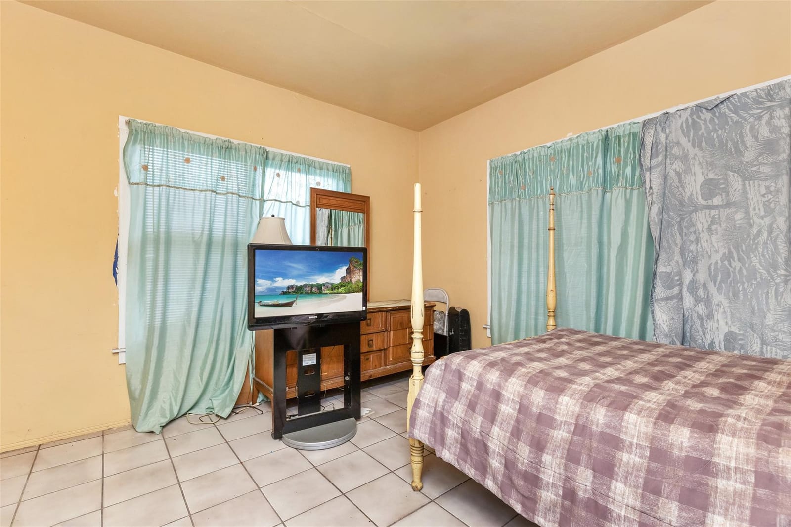 1444 NW 51st Terrace, Miami, FL 33142 photo 8