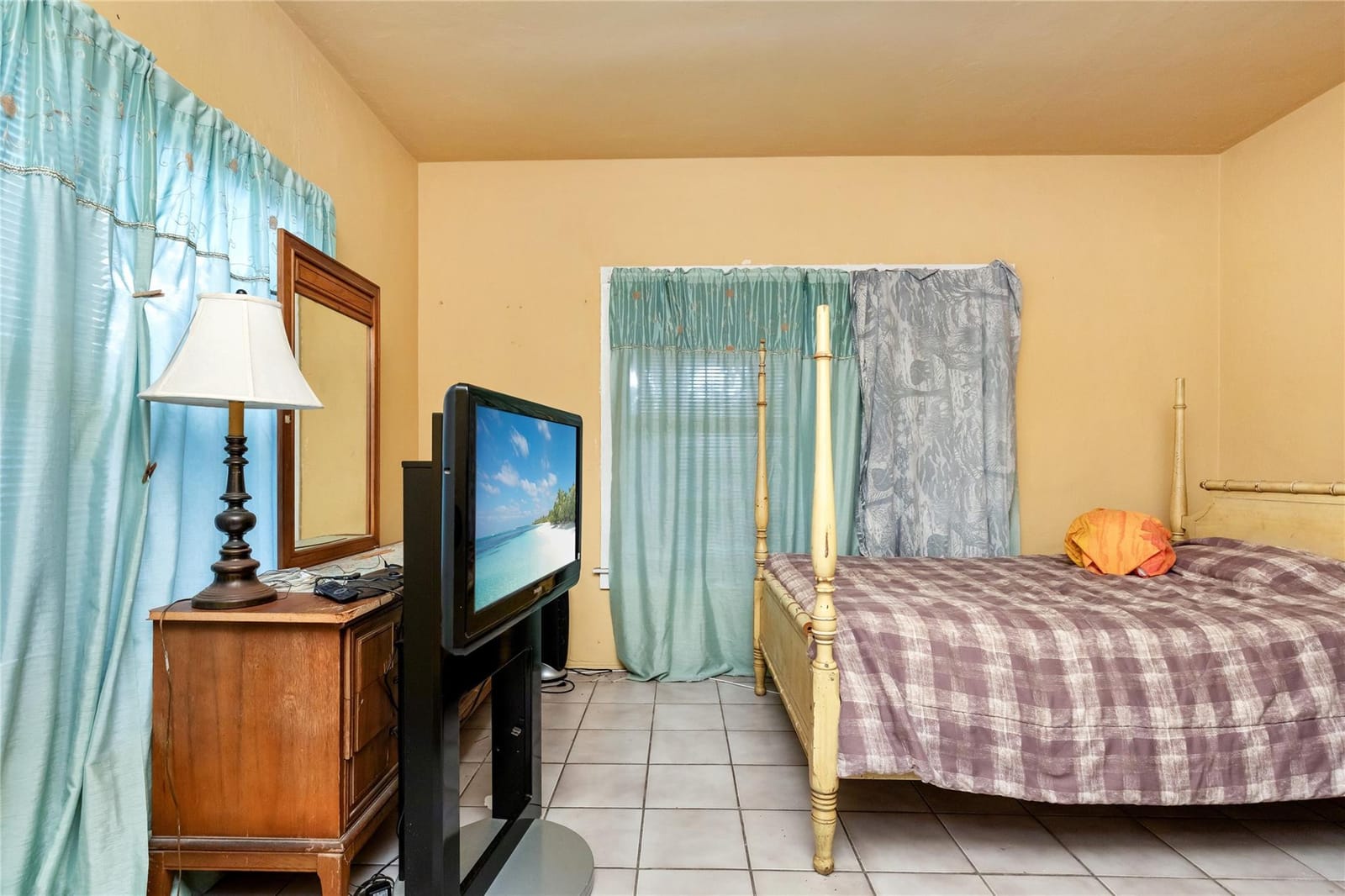 1444 NW 51st Terrace, Miami, FL 33142 photo 9