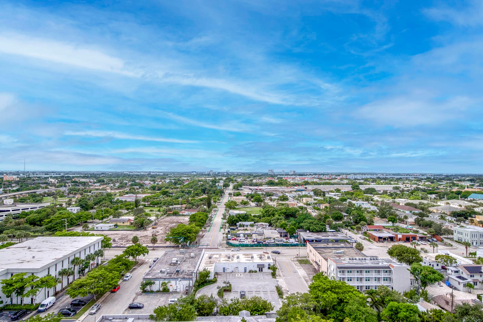 1551 N Flagler Drive Ph8 — photo 12
