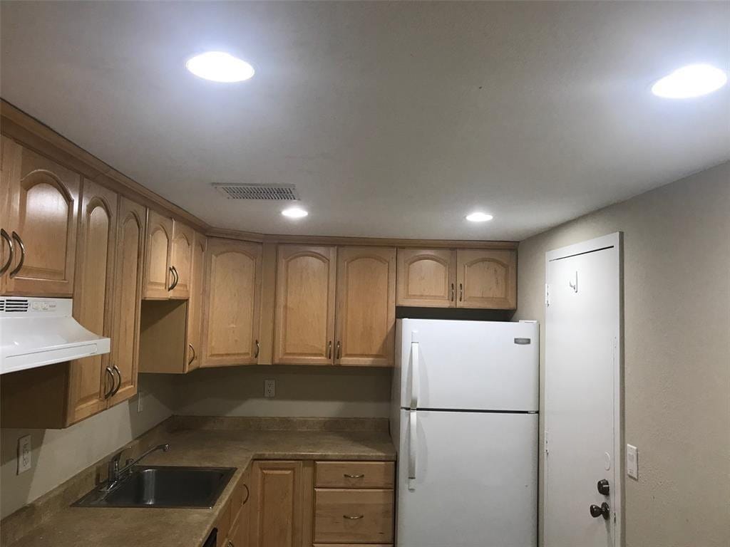 1805 Sans Souci Boulevard 403, North Miami, FL 33181 photo 14