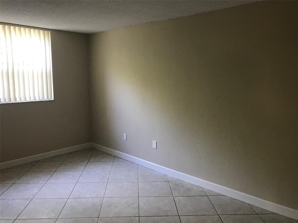 1805 Sans Souci Boulevard 403, North Miami, FL 33181 photo 16