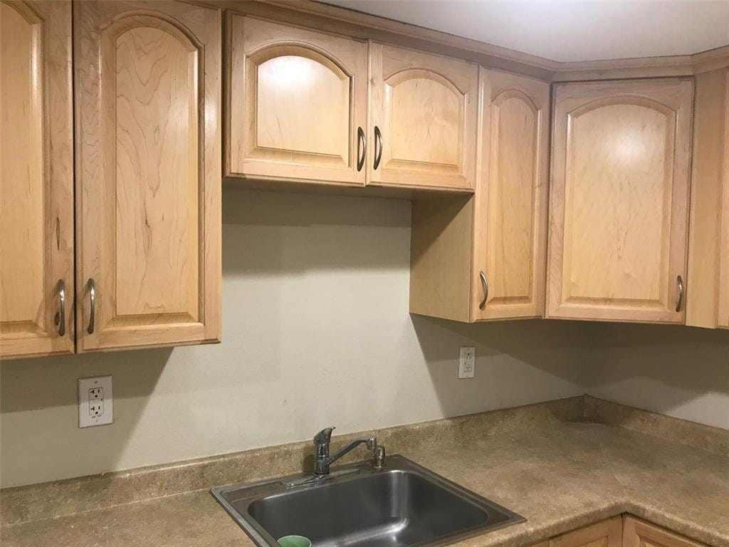 1805 Sans Souci Boulevard 403, North Miami, FL 33181 photo 9