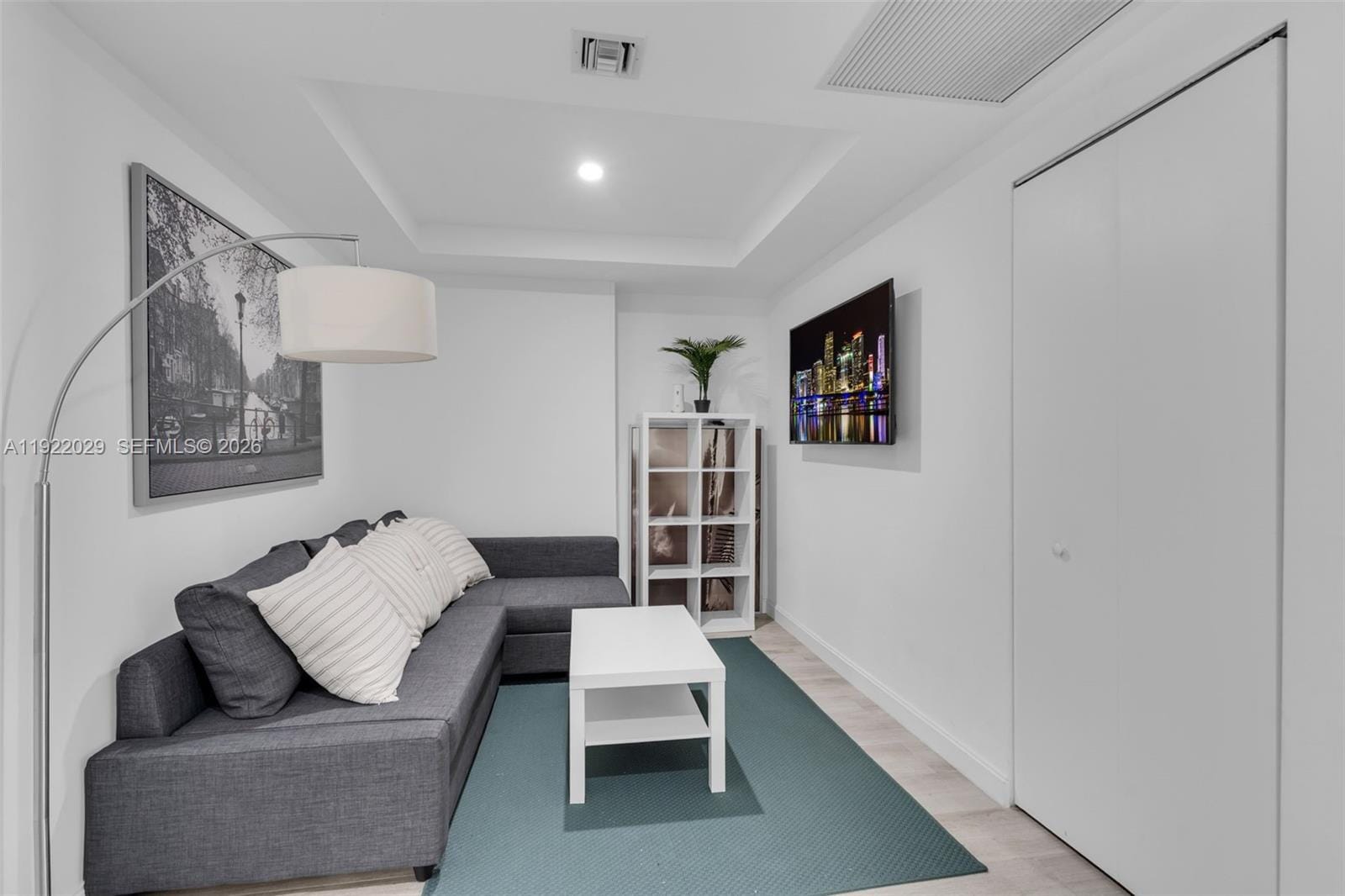 55 SW 9th Street 1705, Miami, FL 33130 photo 9
