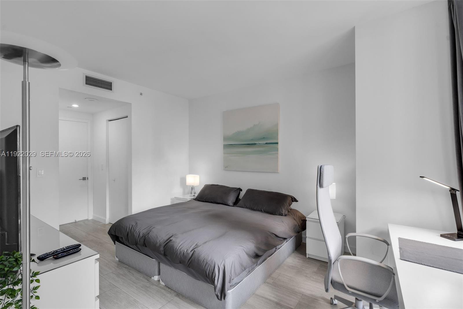 55 SW 9th Street 1705, Miami, FL 33130 photo 10