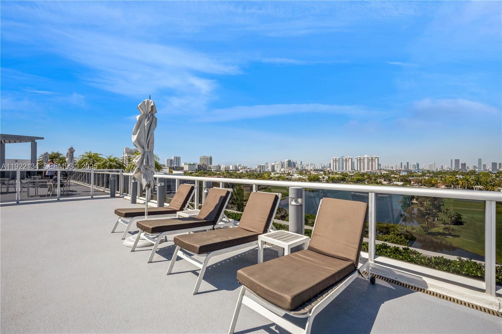 2001 Meridian Avenue 512, Miami Beach, FL 33139 photo 23