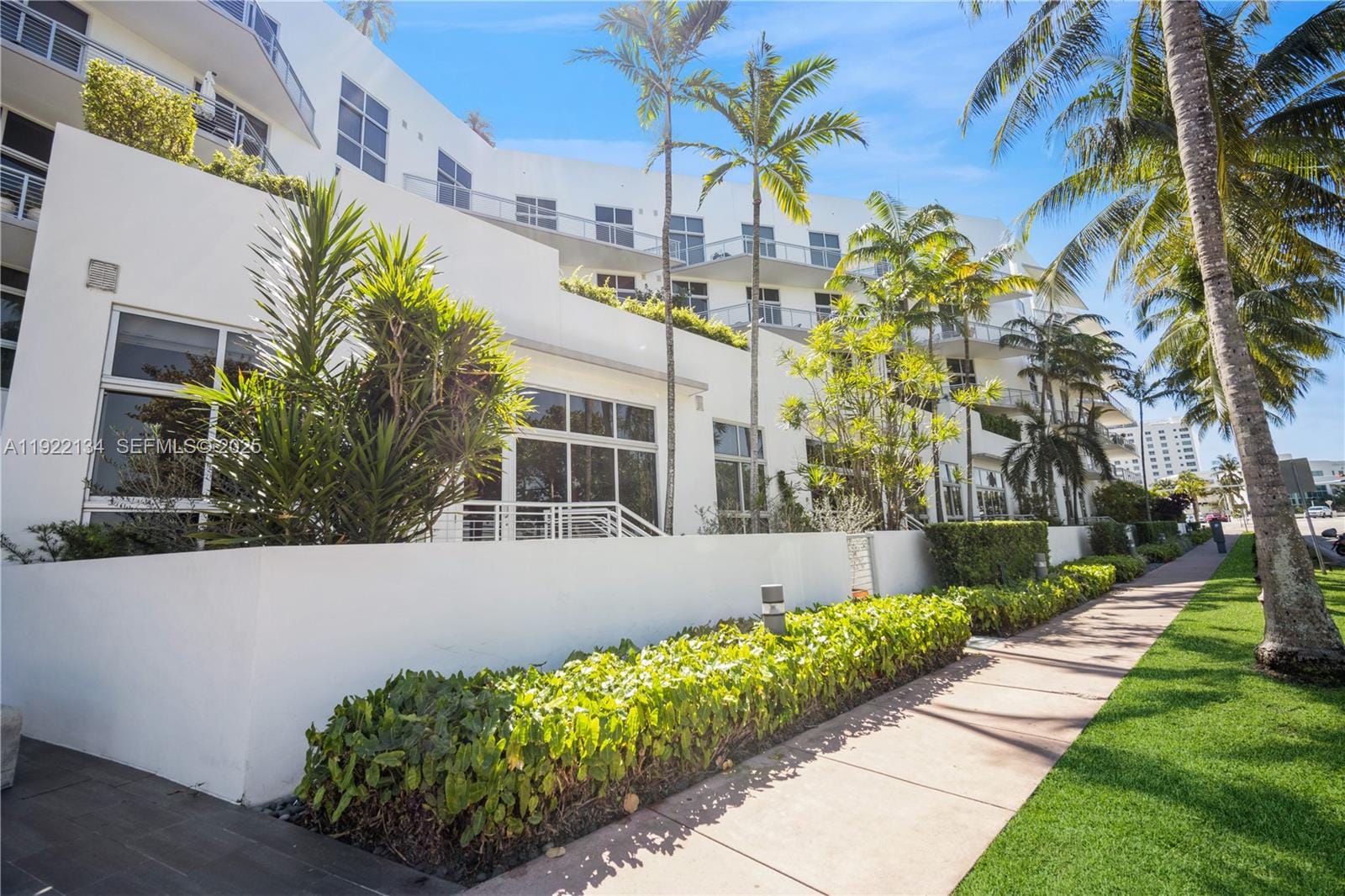 2001 Meridian Avenue 512, Miami Beach, FL 33139 photo 29