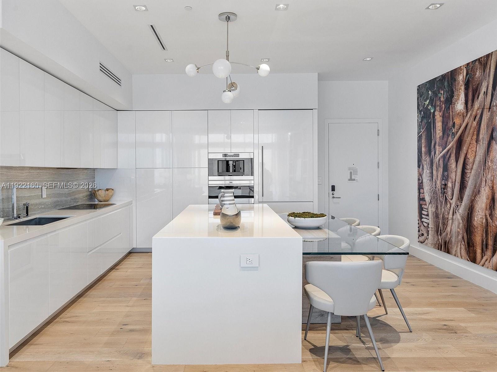 102 24th Street PH1613, Miami Beach, FL 33139 photo 17
