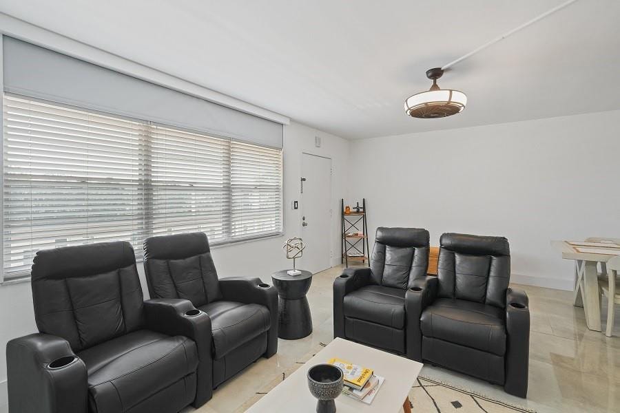 4701 Martinique Drive H4 — photo 8