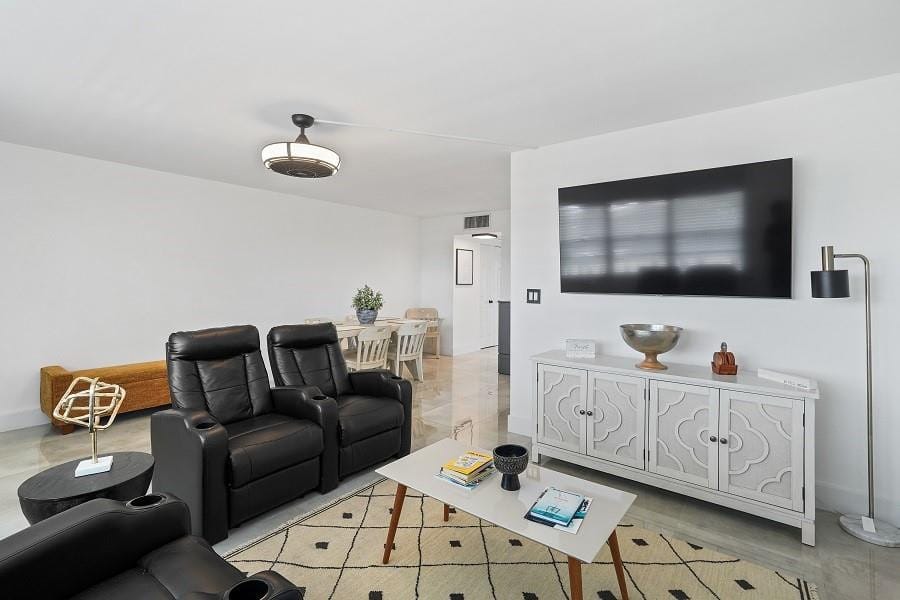 4701 Martinique Drive H4 — photo 10