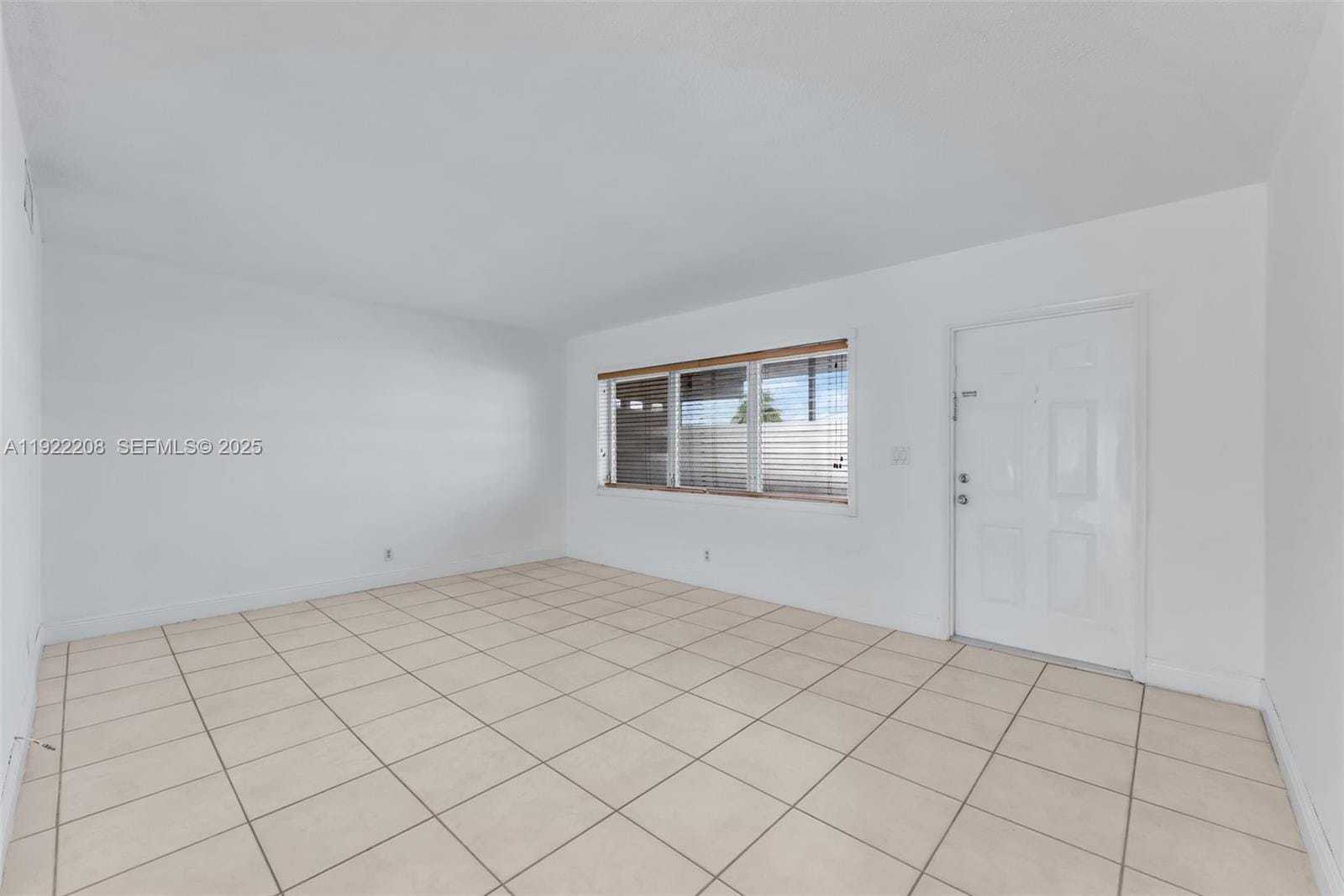 1450 NE 170th Street 211, North Miami Beach, FL 33162 photo 12