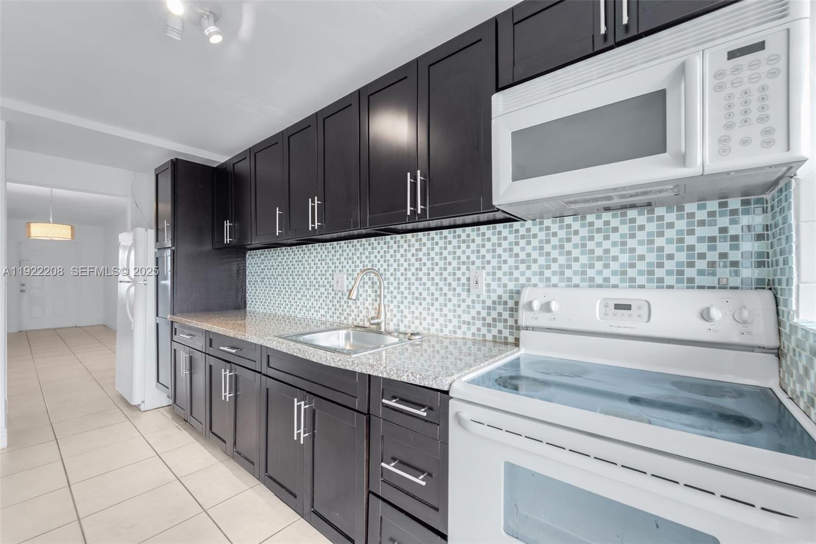 1450 NE 170th Street 211, North Miami Beach, FL 33162 photo 14