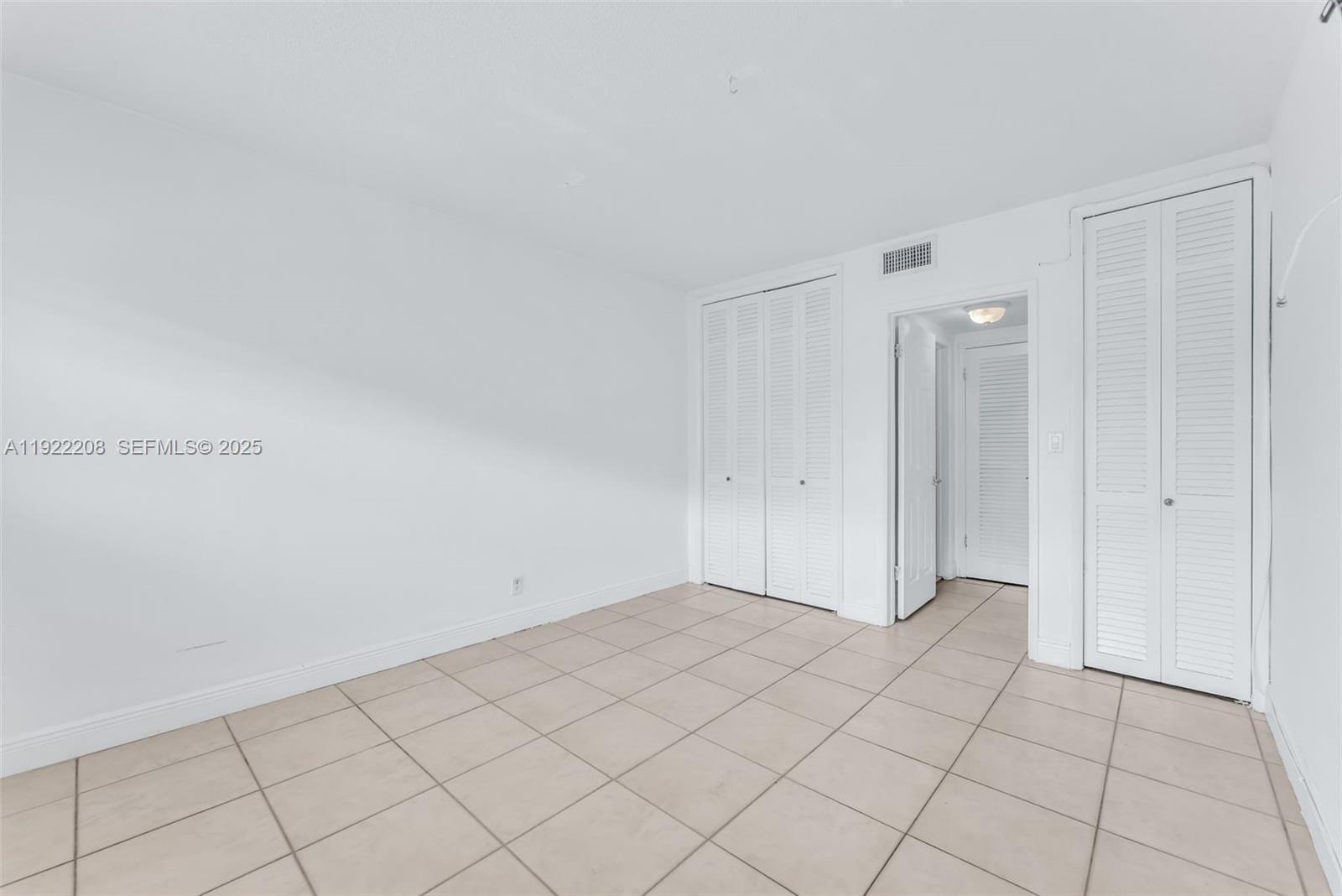 1450 NE 170th Street 211, North Miami Beach, FL 33162 photo 19