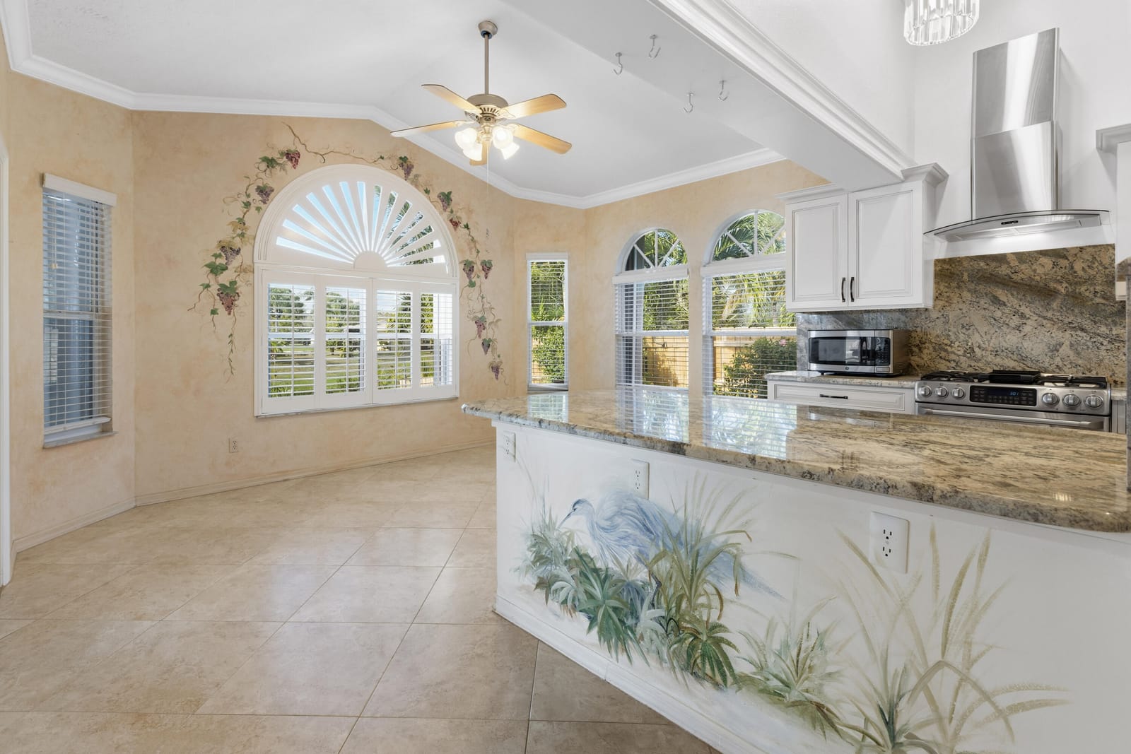 233 NE Sagamore Terrace — photo 11