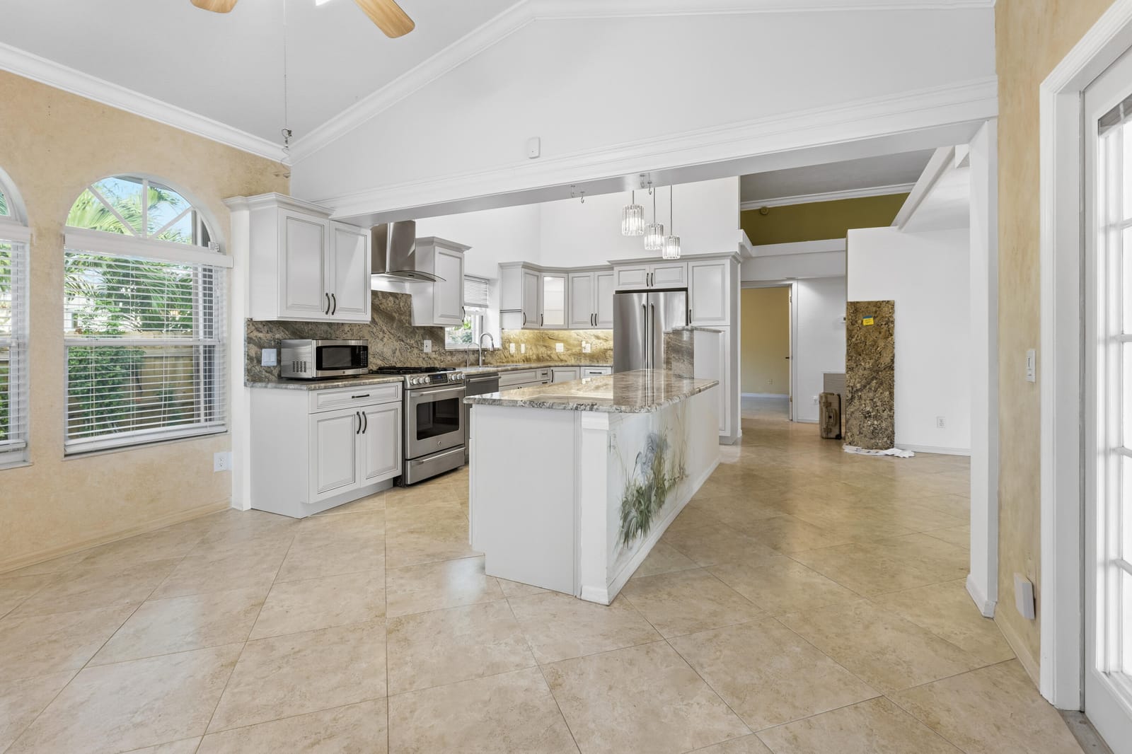 233 NE Sagamore Terrace — photo 12