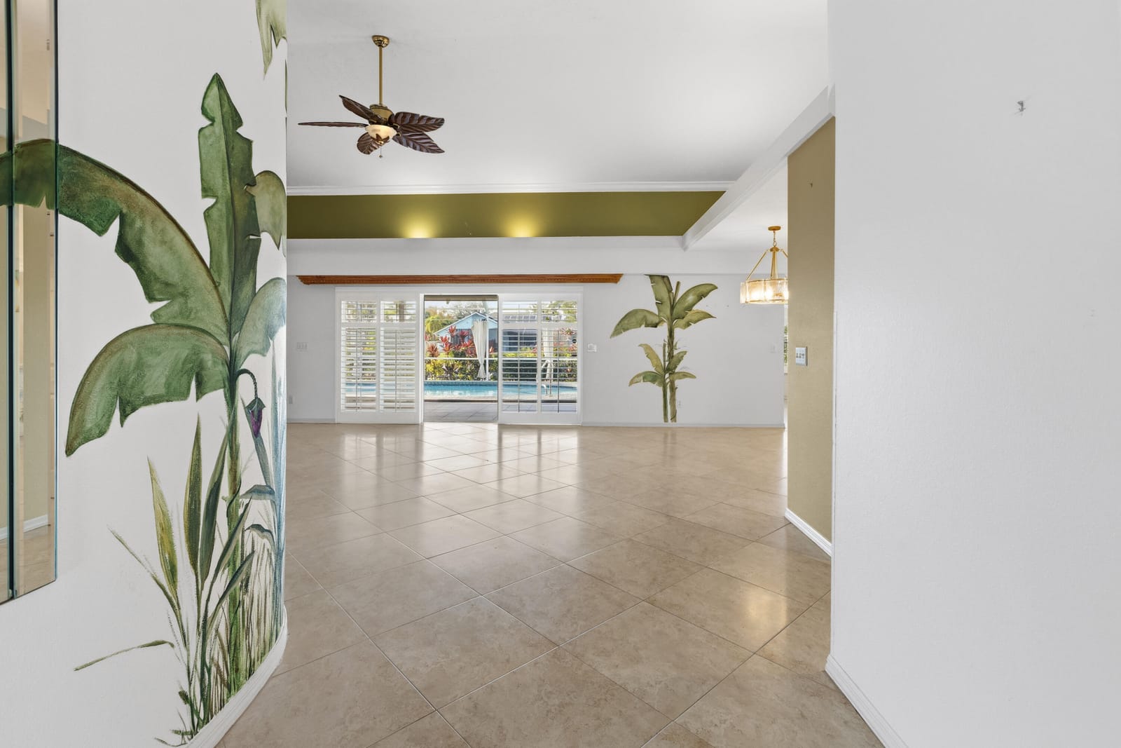 233 NE Sagamore Terrace — photo 4
