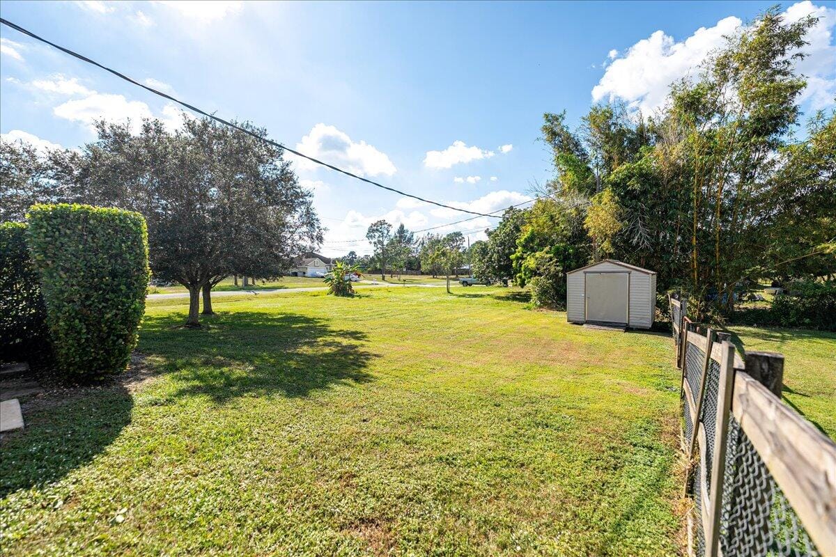 15211 92nd Court N, The Acreage, FL 33412 photo 30