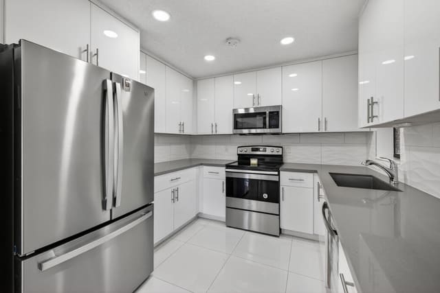 2515 Carambola Circle N 1810, Coconut Creek, FL 33066