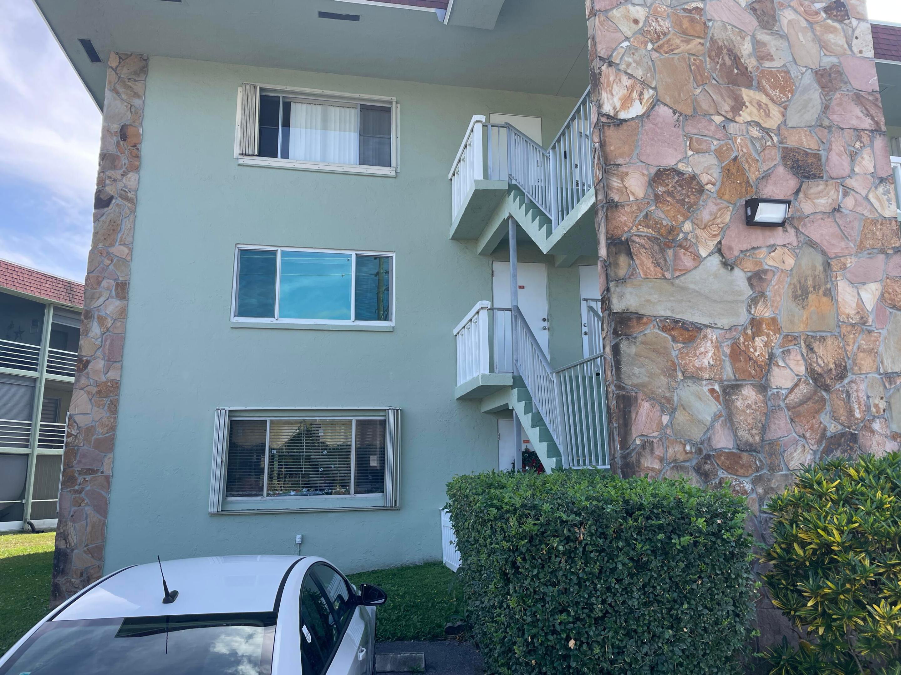 3300 Springdale Boulevard 201, Palm Springs, FL 33461, Palm Springs